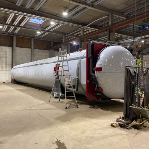 Industriisolering og teknisk isolering af industriel tank